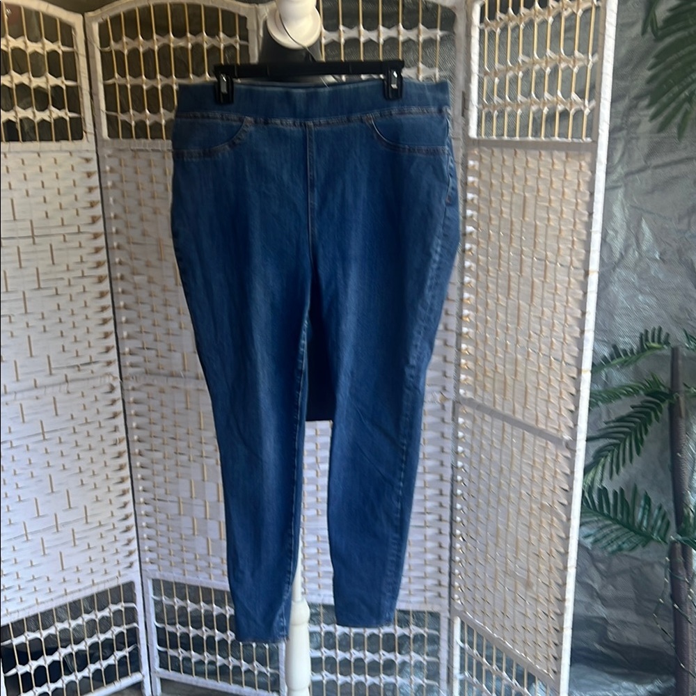 Women's Blue Jeans